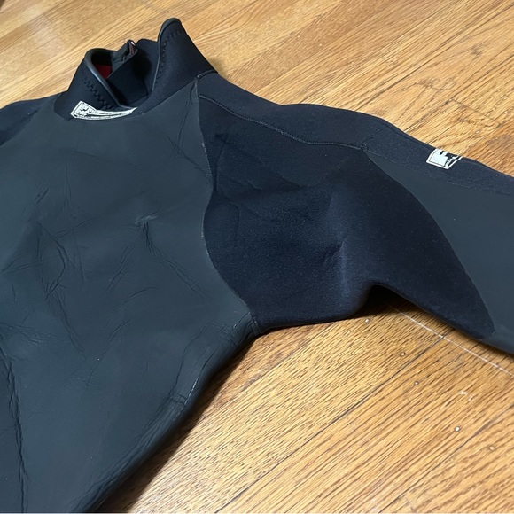 Aleeda 4:3 Wetsuit Large - Picture 4 of 12